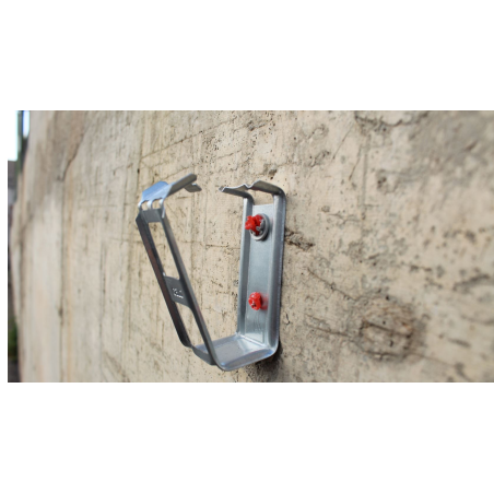 Collier métallique muti-câble clouable CHS 40x87x35